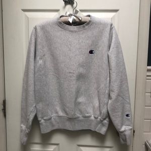 EUC - Champion reverse weave crew neck sweatshirt